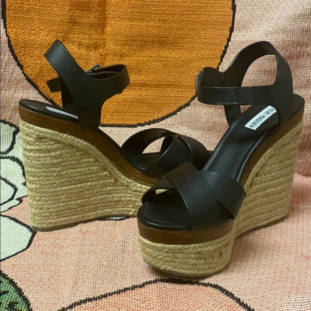 STEVE MADDEN WEDGES